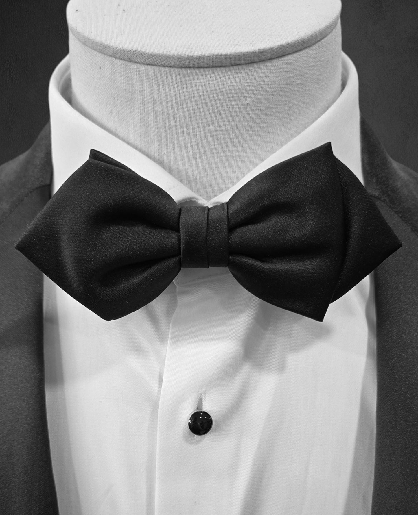 Clip-On Bow Tie - Spectre Black